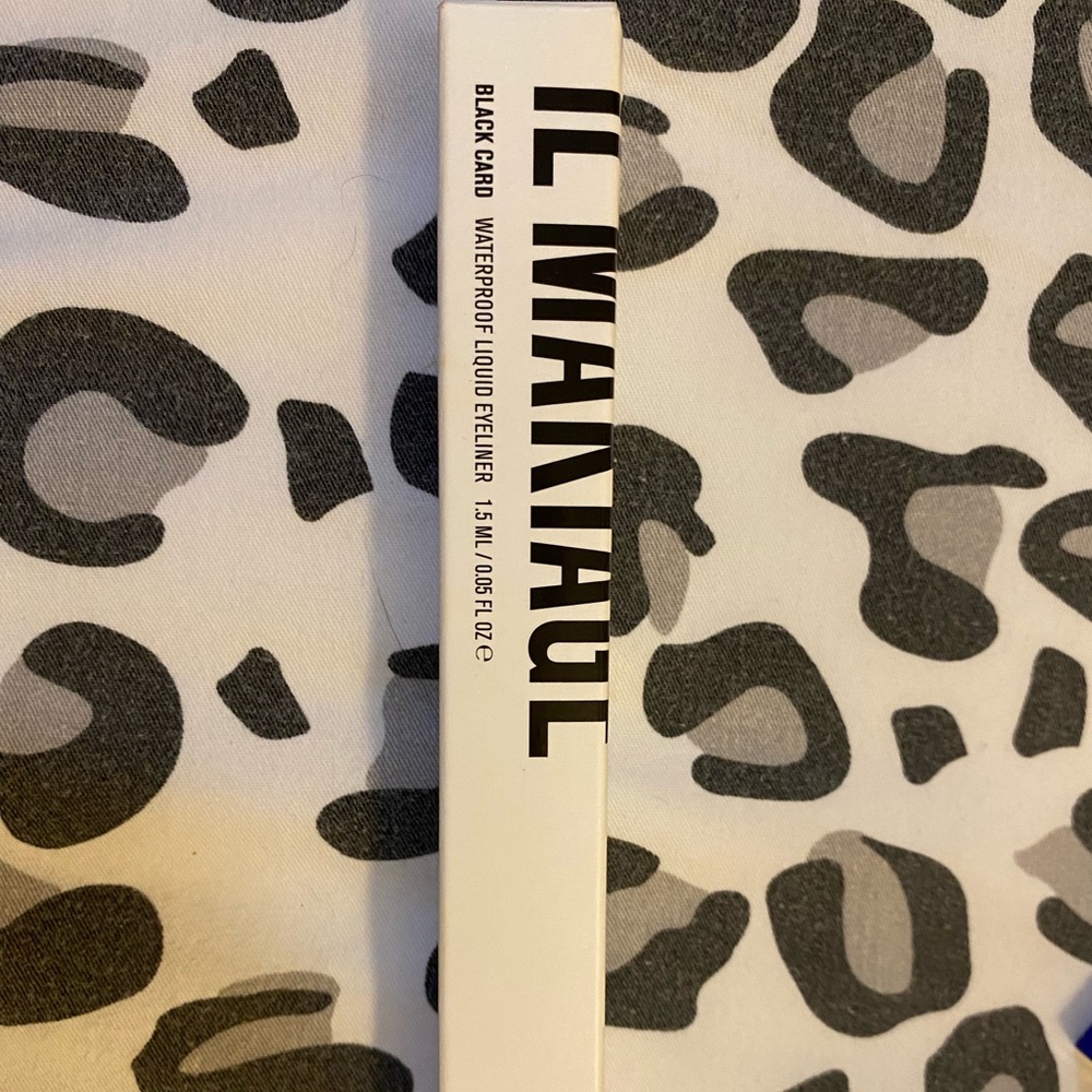 Waterproof liquid eyeliner from Il Makiage